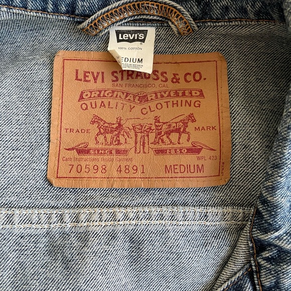 LEVI'S Vintage Clothing Denim Jacket, size M - Picture 3 of 8